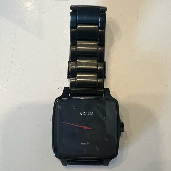 Nixon “The Cruiser” Men’s Watch - Picture 2 of 4